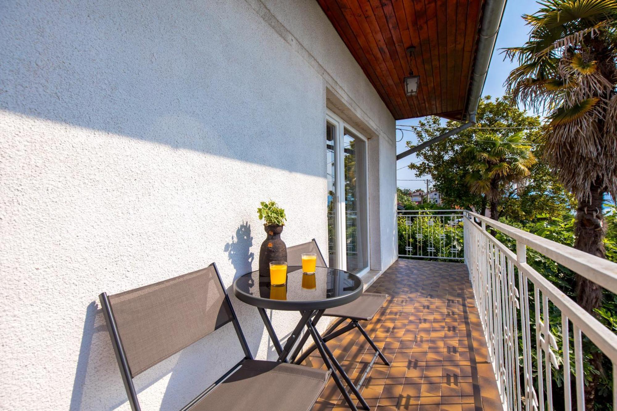 Apartment Div Lovran Exterior foto